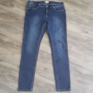 Womens skinny jeans